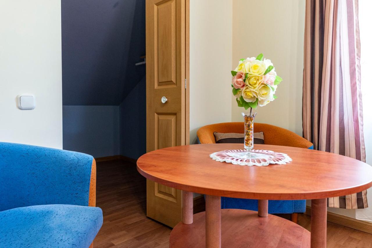 Smiltele Hotell Palanga Eksteriør bilde